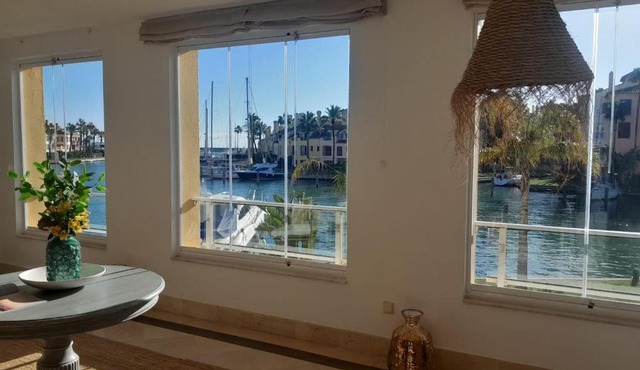 Canal View Apt Puerto Sotogrande