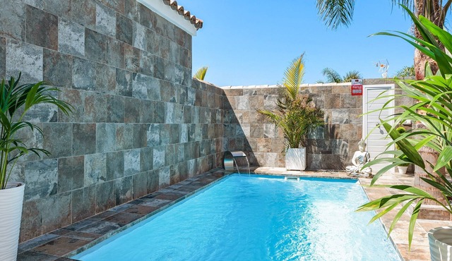 Casa Bombón - Country House with Private Pool & Wi-Fi – Families Only