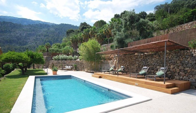 Casa Cinco-Stylish Mallorcan finca with pool on a hillside above Sóller