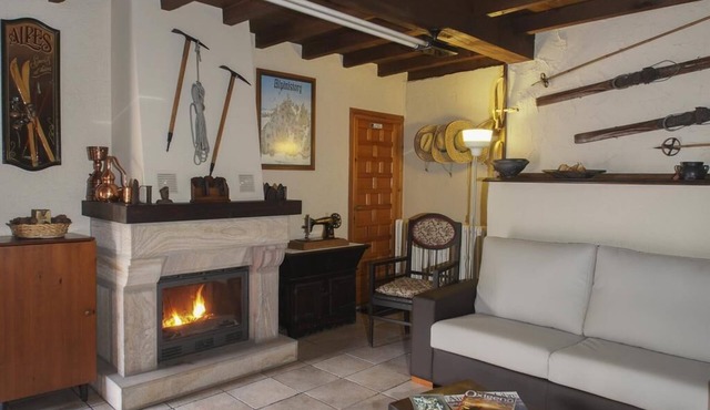 Casa de la Montaña in Onis