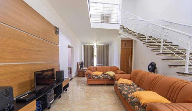 Casa em Bertioga a 650m da Praia de Itaguare in Bertioga - SP