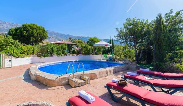 Casa Marrillo Sedella by Ruralidays