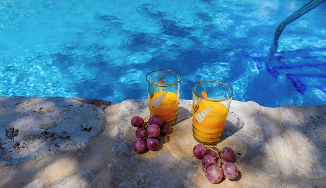 Casa Rural Andaluza, Rodeada de Vegetación, Piscina. Ideal Vacaciones en Familia