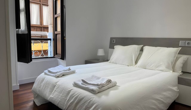 'Centro Llanes' Apartment: Cozy Stay in the Heart of Llanes