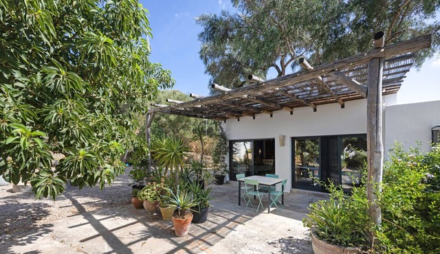 Chalet Cabaña El Morito – Rustic Nature & Comfort in Vejer de la Frontera