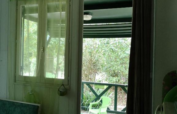 Chalet Du Bas-Mée in Le Mée
