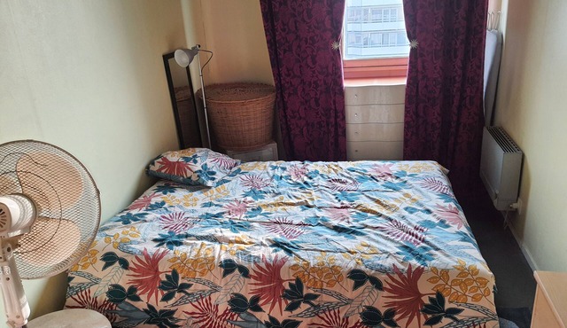 Chambre D'hôtes Entre Paris et Disney in NOISY-LE-GRAND