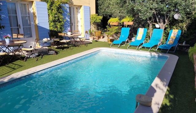 Charming gîte with pool and garden in Roquebrune-Sur-Argens