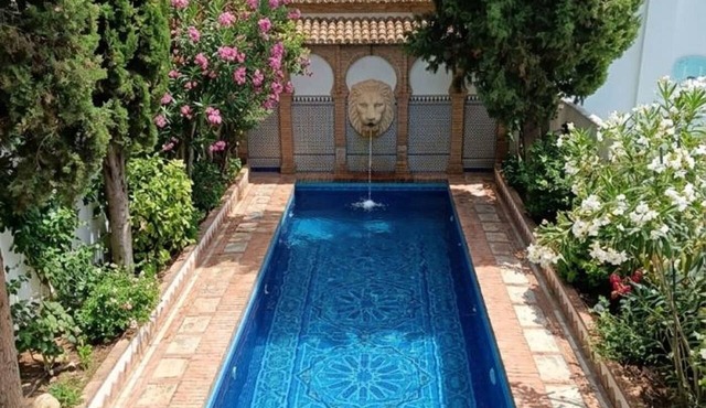Charming house with pool - 6 guests
