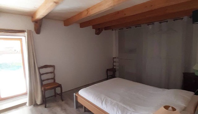 Charming Quercy barn from the mid-19th century 10 people in Varaire