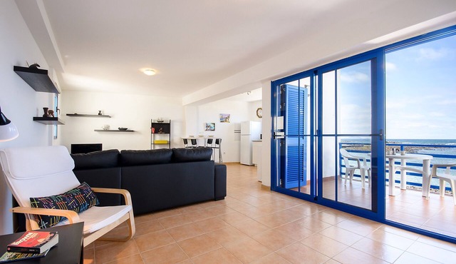 Charming Seafront Apartment with Balcony and Wi-Fi