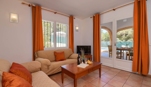 Classic and nice holiday home with private pool in Javea, Costa Blanca, Spain for 2 persons