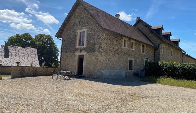 Comfortable and quiet house, 2 bedrooms in Saint-Marcel-Bel-Accueil