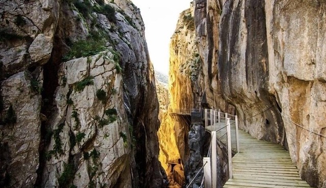 COTTAGE IN ARDALES, near the Caminito del Rey,