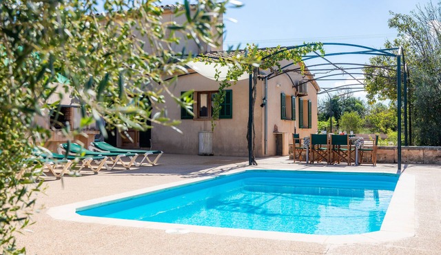 Country Home Sa Torreta with Pool, Terrace, Wi-Fi & Air Conditioning
