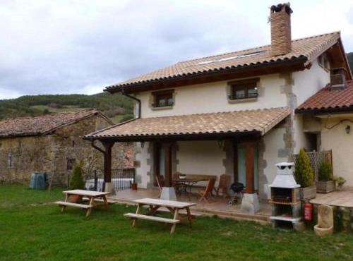 Country houses in Zunzarren, Spain in Zunzarren