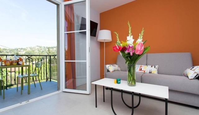 Countryside 1BR Flat with Patio | Near Historic Art Galleries & Village Markets in Mougins
