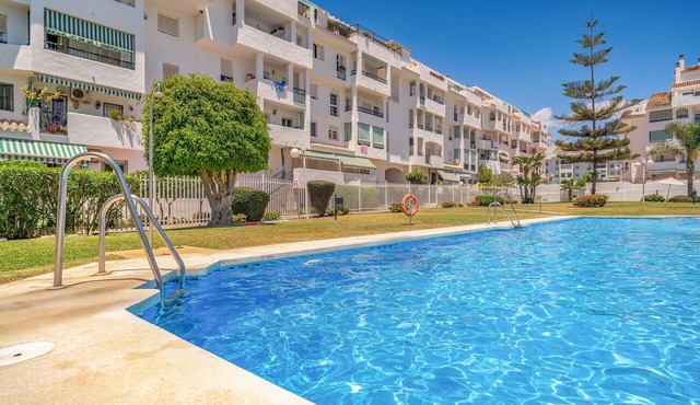 Cozy apartment in Marbella with swimming pool