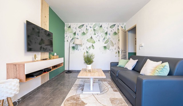 Cozy apartment in the heart of Woippy Village in Woippy