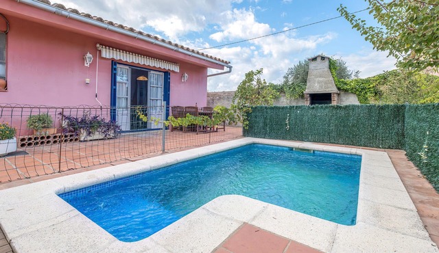 Cozy home in Sant Miquel de Fluvià
