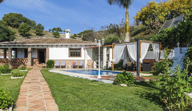 Cozy home in Frigiliana