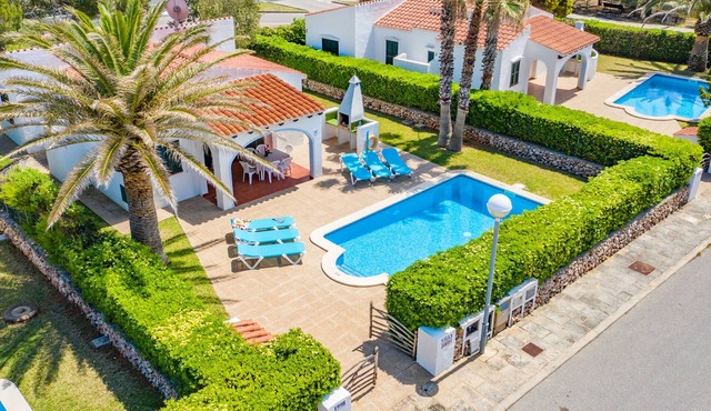 Jordi, Beautiful Villa with pool in Menorca!