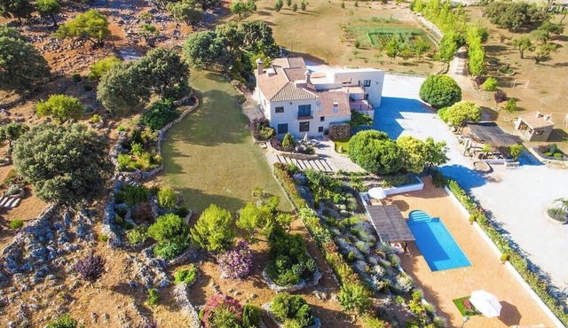 Estate with farm and Sierra Tejeda views, Granada