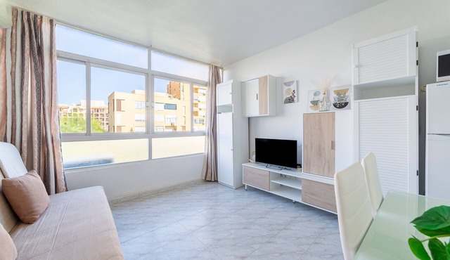 Estudio Almerimar Studio Apartment with Sea View, Wi-Fi, and Air Conditioning