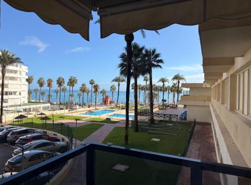 Estudio Aloha Playa con terraza, Benalmadena