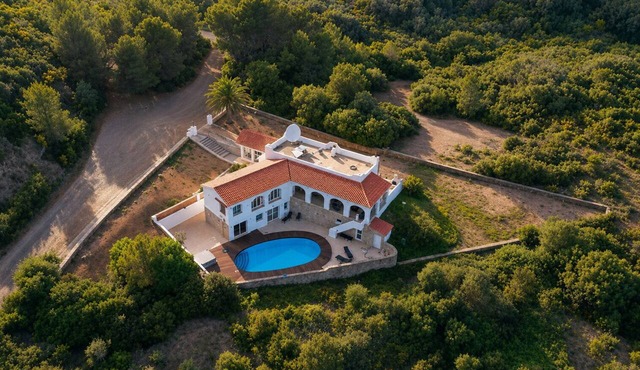 Exclusive villa in Salbufera with a pool, Menorca