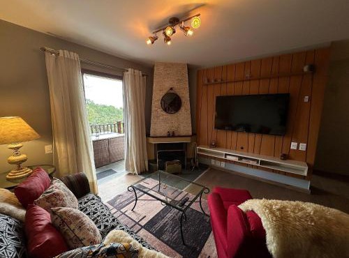Flat for 6 people at Home Green Home in Campos do Jordão