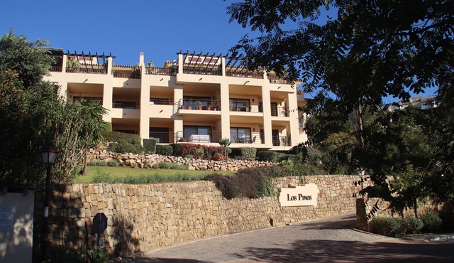 Garden apartment in Los Pinos, Los Arqueros Golf