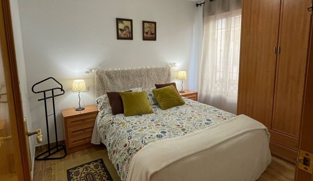 Granada at a step, feel at home.