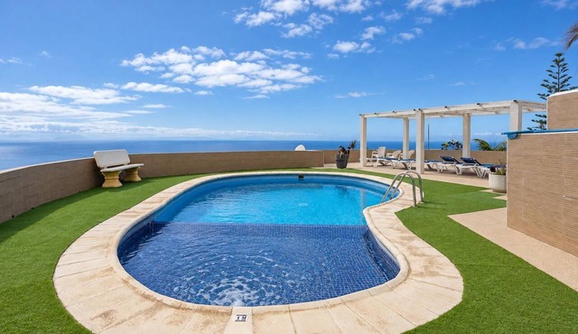 GuestReady - Eva A 4 pax in Los Quemados