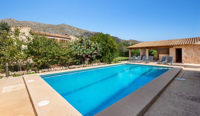 Holiday Home "Can Noble den Suau" with Pool, Hot Tub, Terraces & Garden