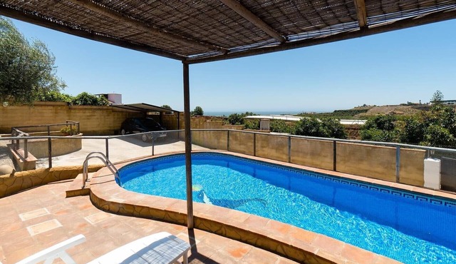 Holiday Home Los Aperos 1 with Sea View, Pool, Garden & Wi-Fi