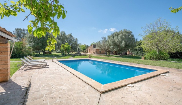 Holiday Home Sa Era Nova with Wi-Fi, A/C, Pool, Garden & Terrace; Parking Available