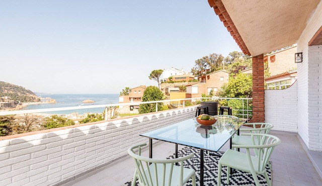 Holiday Home 'Torre Mirador Azul' with Sea View, Private Pool and Wi-Fi
