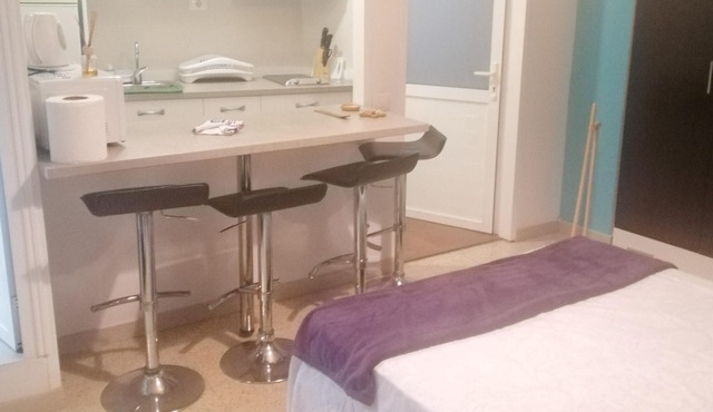 Homerez - Amazing studio 1 km away from the beach for 2 ppl.