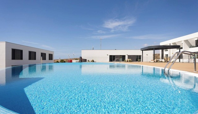 Home2Book Modern Bright Apt Abades, Pool & Terrace