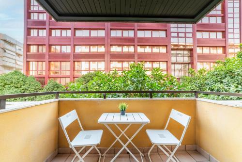 Home2Book Sevilla Terrace & Pool Apt