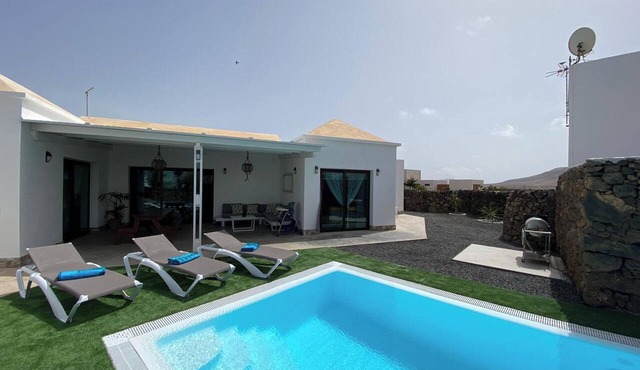 Homerez - Villa in El Roque in El Roque
