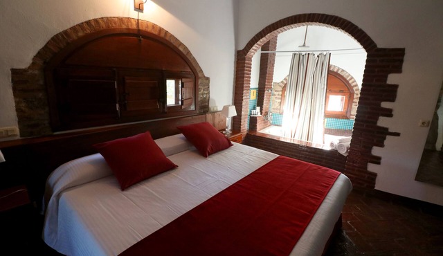 Hotel Monasterio Rocamador in Almendral