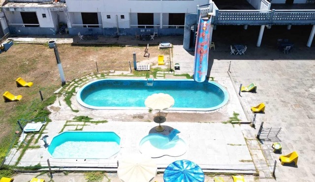 ICARAI - CUMBUCO APART. FAMILY FURNISHED. SEA FRONT HOLIDAY CLUB in Icaraí Caucaia