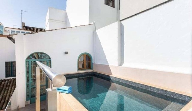 ISG Apartments: Mesón de los Caballeros