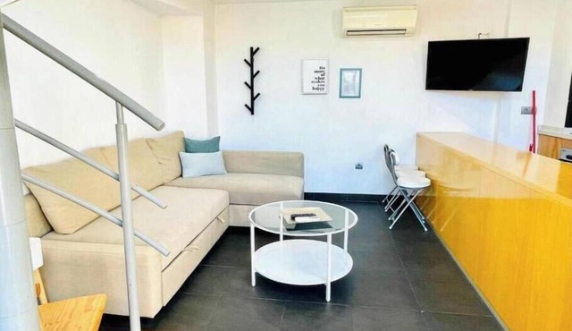 La Perla Reyes Catolicos Living: Superior Duplex Apartment with Terrace