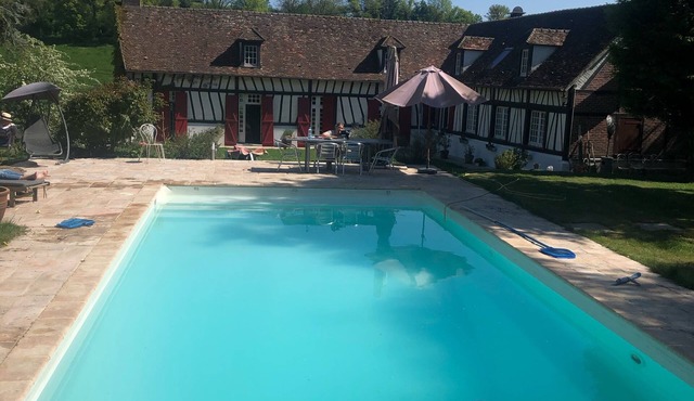 "Le Viverlot" — A charming farmhouse on the outskirts of the village in Labosse