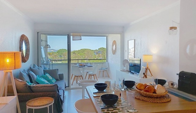 Les Marines de Gassin by Interhome in Gassin
