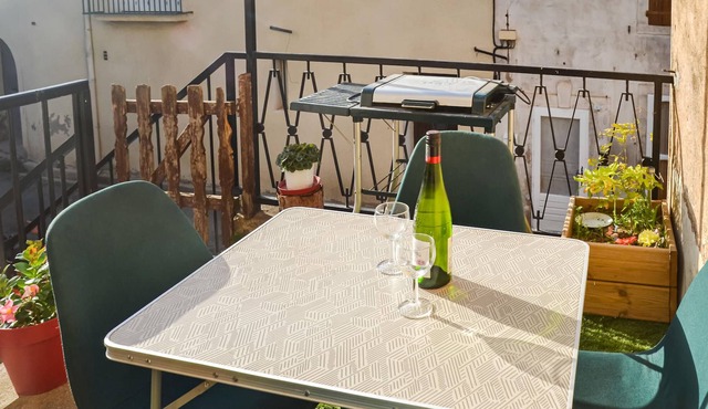 Look forward to a wonderful vacation in this bright and friendly apartment in the beautiful Languedo in Saint Chinian
