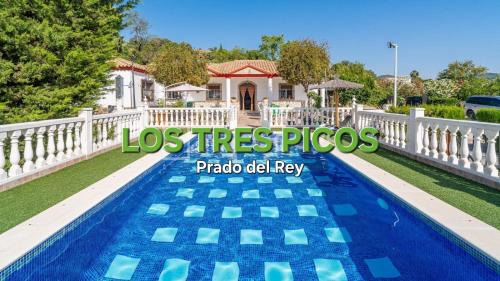 LOS TRES PICOS in Prado del Rey